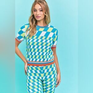 086. ABSTRACT CHECK KNIT SHORT SLEEVE TOP WITH PANT SET